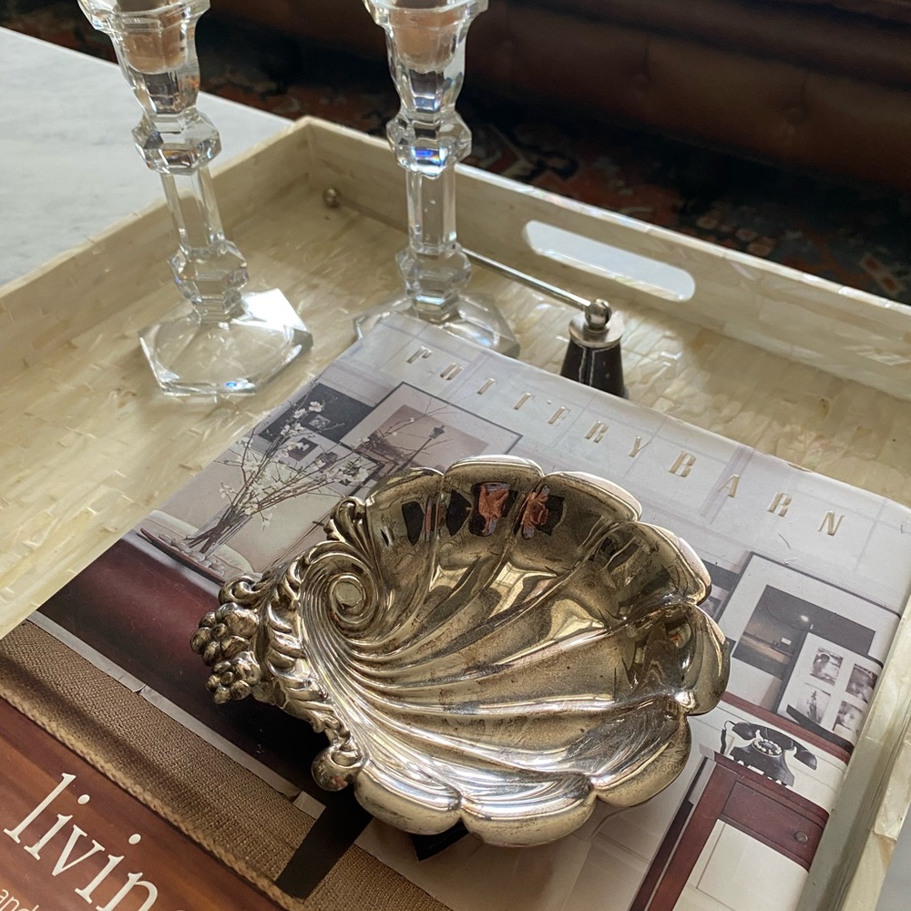 Eloquence By Lunt 1953 Silver Plated Butter Pat Shell Shape.